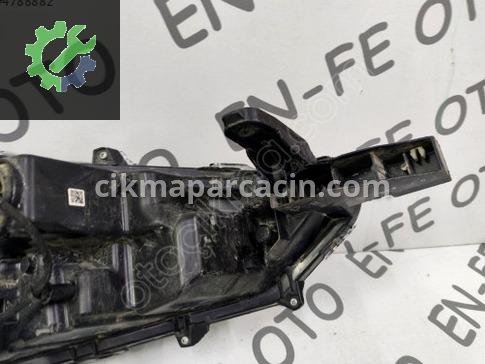 Toyota Corolla Sol Ön Far çıkma parça