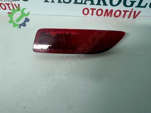 Toyota Corolla Tampon Reflektörü çıkma parça