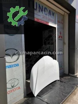 Toyota Corolla Kaput çıkma parça