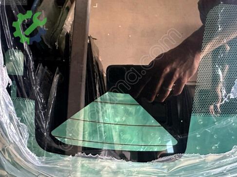 Toyota Corolla Ön Cam çıkma parça
