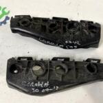 Çıkma Toyota Corolla Tampon Braketi