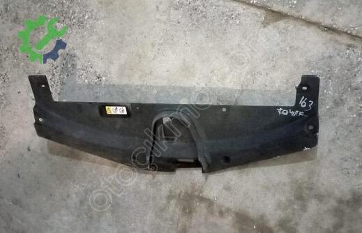 Toyota Corolla Panel Üst Plastiği çıkma parça