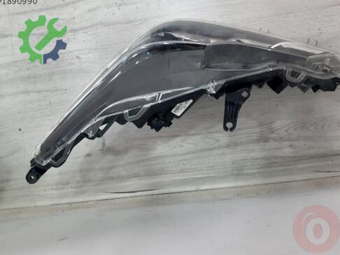Toyota Corolla Far çıkma parça