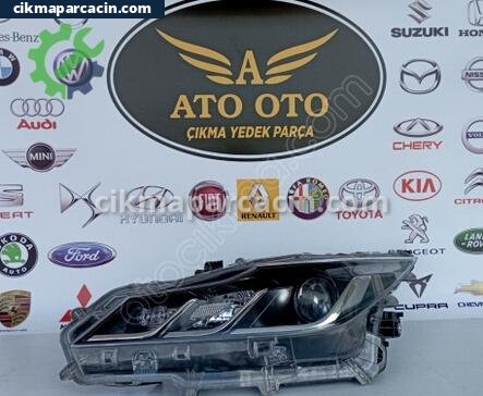 Toyota Corolla Far çıkma parça