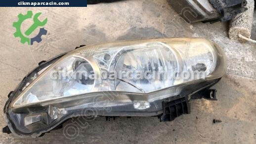 Toyota Corolla Far çıkma parça