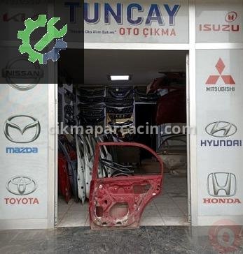 Toyota Corolla Sağ Arka Kapı çıkma parça