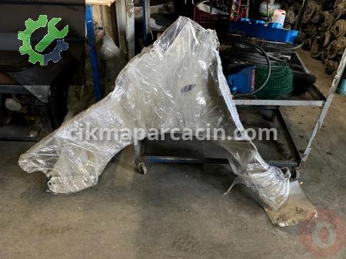 Toyota Corolla Çamurluk çıkma parça