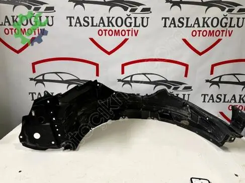 Toyota Corolla Davlumbaz 5387512550 çıkma parça
