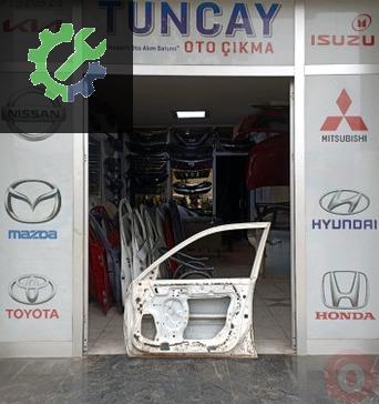 Toyota Corolla Sağ Ön Kapı 1993-1998 çıkma parça