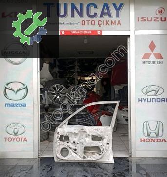Toyota Corolla Sağ Ön Kapı 1999-2002 çıkma parça