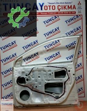 Toyota Corolla Sağ Ön Kapı 2013-2018 çıkma parça