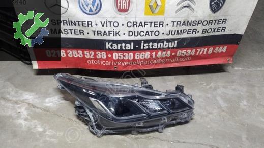 Toyota corolla sag sol ön far