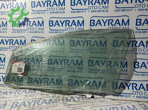 Toyota Corolla Ön Kapı Camı çıkma parça