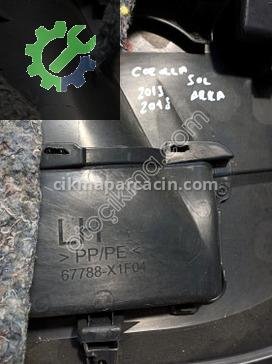 Toyota Corolla Kapı Döşemesi 67788-X1F04 çıkma parça