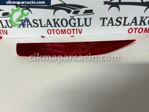 Toyota Corolla Reflektör çıkma parça