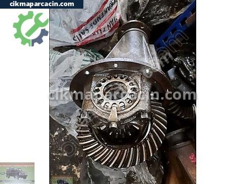 Toyota Hilux Defransiyel çıkma parça