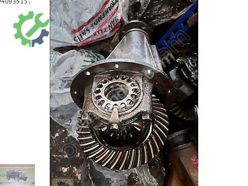 Toyota Hilux Defransiyel çıkma parça