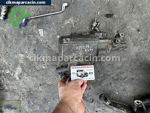Toyota Hilux Direksiyon Kutusu çıkma parça