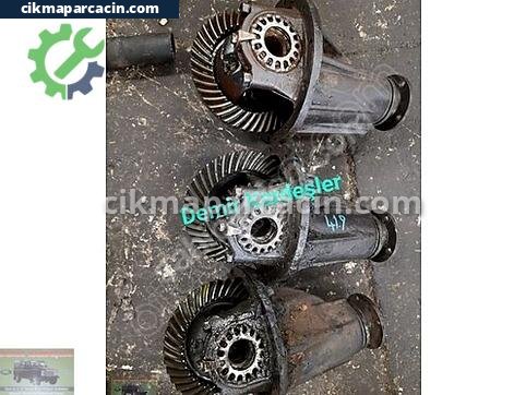 Toyota Hilux Defransiyel çıkma parça