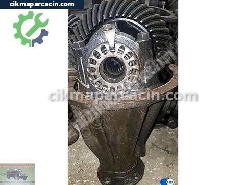 Toyota Hilux Defransiyel çıkma parça