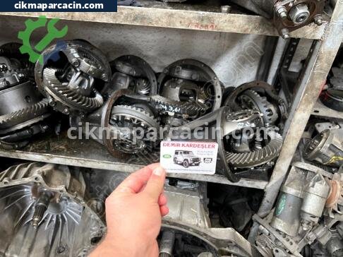 Toyota Hilux Defransiyel çıkma parça
