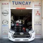 TOYOTA HİLUX ÖN TAMPON 2020-2024 ÇIKMA PARÇA ORJİNAL