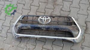 Toyota Hilux 2016-2024 Çıkma Panjur