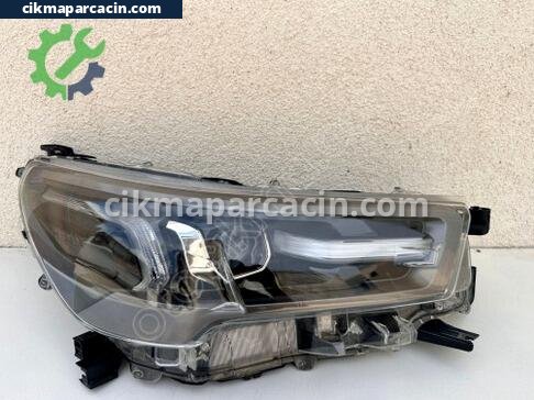 Toyota Hilux Far çıkma parça