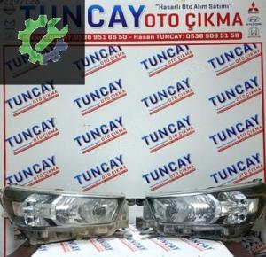 TOYOTA HİLUX SOL FAR 2020-2023 ÇIKMA PARÇA ORJİNAL