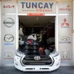 TOYOTA HİLUX SOL FAR 2020-2024 ÇIKMA PARÇA ORJİNAL