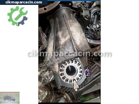 Toyota Hilux Arka Defransiyel çıkma parça