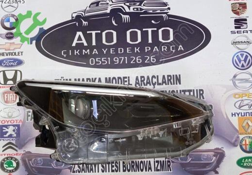Toyota Yaris Far çıkma parça