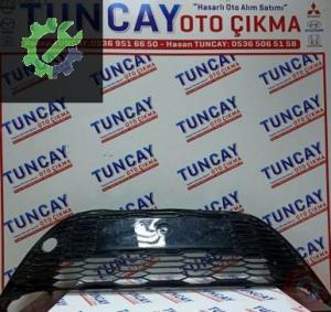 TOYOTA YARİS ÖN TAMPON ORTA IZGARA 2017 X-TREND 53102-0D140