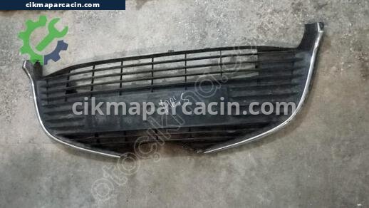 Toyota Yaris Tampon Izgarası çıkma parça