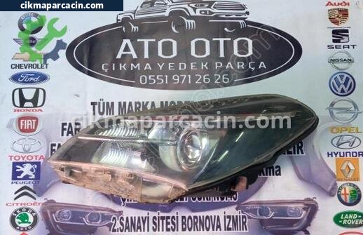 Toyota Yaris Far çıkma parça