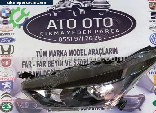 Toyota Yaris Far çıkma parça