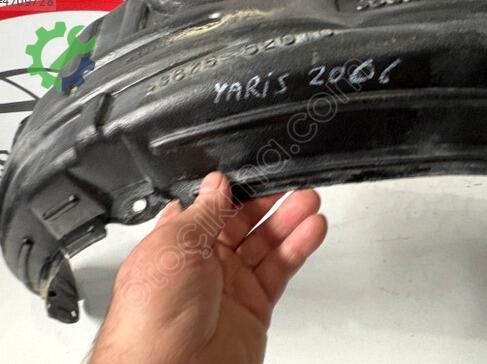 Toyota Yaris Davlumbaz 5387552010 çıkma parça