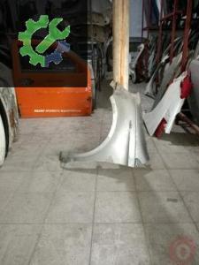 TOYOTA YARİS SOL ÇAMURLUK 2000-2006 ÇIKMA PARÇA ORJİNAL