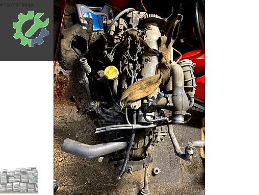Renault Trafic Komple Motor Çıkma Parça İstanbul