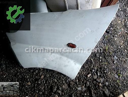 Renault Trafic Çamurluk çıkma parça