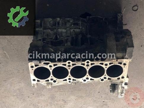 Volkswagen Transporter Blok 070103021 çıkma parça