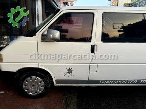 Volkswagen Transporter Sol Kapı çıkma parça