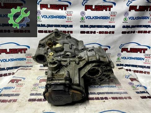 Volkswagen Transporter Şanzıman Komple çıkma parça