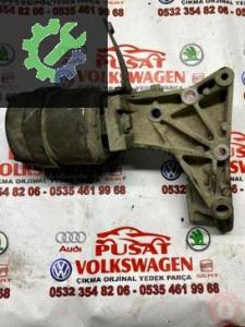 Transporter t4 2.4 çıkma orijinal motor kulağı 074199207M