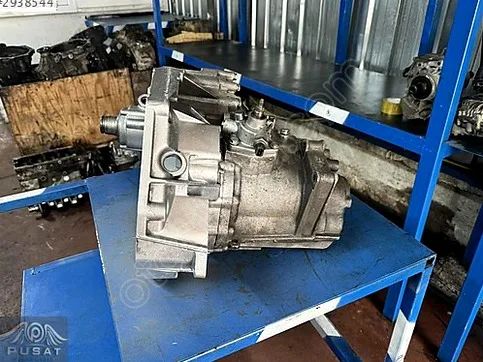 Volkswagen Transporter Şanzıman çıkma parça