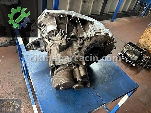 Volkswagen Transporter Şanzıman çıkma parça