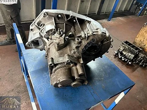 Volkswagen Transporter Şanzıman çıkma parça