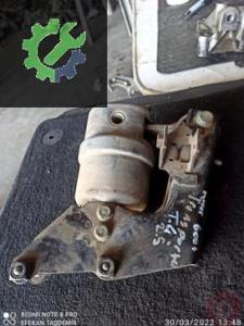 Transporter t4 2.5 motor bağlantı braketi çıkma orjinal