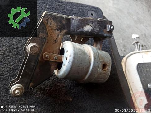 Volkswagen Transporter Motor Braketi çıkma parça