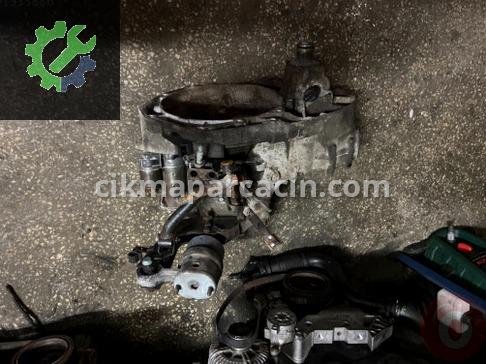 Volkswagen Transporter Şanzıman Komple çıkma parça